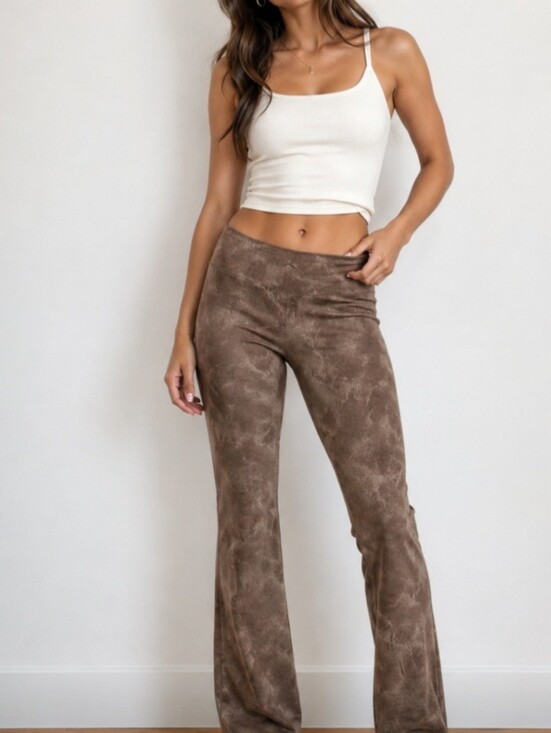 NOBO Pants - 💖3/$20💖 Women's NOBO High-Waisted Flared Leggings